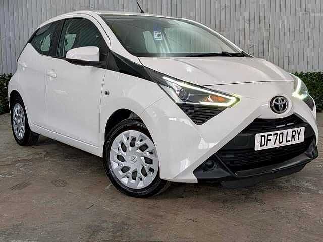 Toyota AYGO 1.0 VVT-i x-play Euro 6 5dr (Safety Sense)