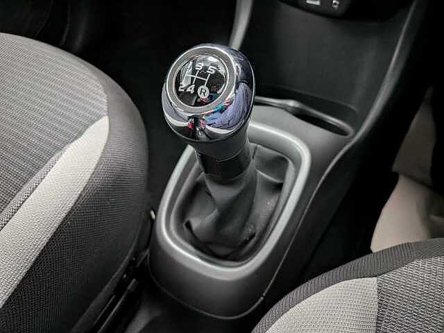 Toyota AYGO 1.0 VVT-i x-play Euro 6 5dr (Safety Sense)