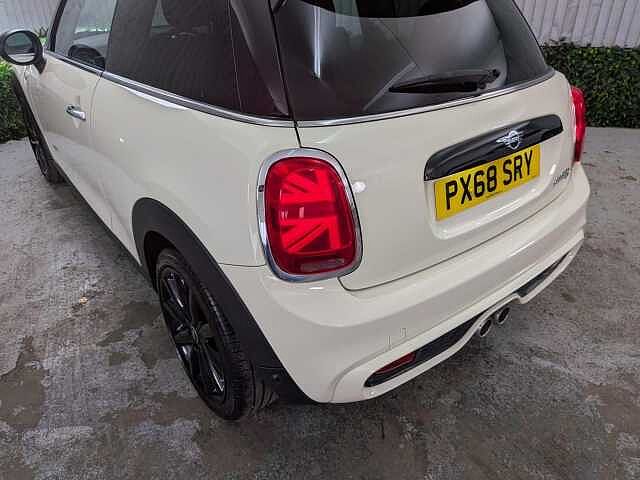 MINI Hatch 2.0 Cooper S Hatchback 3dr Petrol Manual Euro 6 (s/s) (192 ps)
