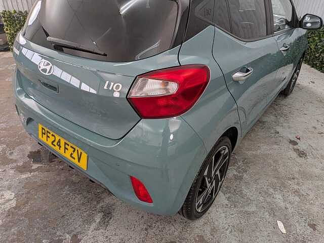 Hyundai i10 1.2 Premium Euro 6 (s/s) 5dr