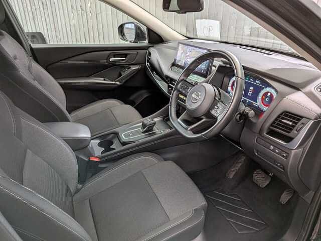 Nissan Qashqai 1.3 DIG-T MHEV N-Connecta XTRON Euro 6 (s/s) 5dr
