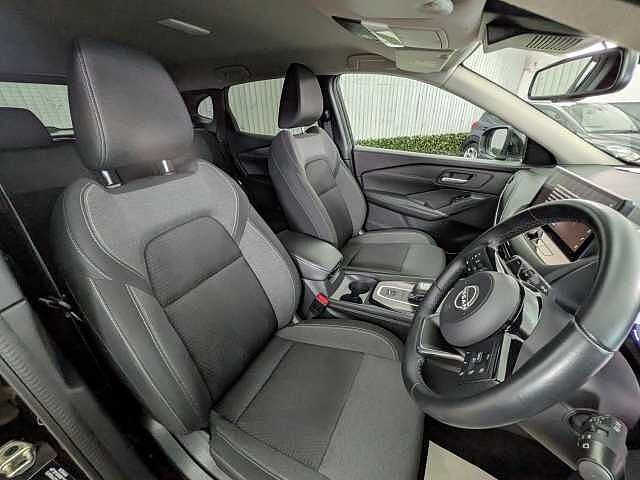Nissan Qashqai 1.3 DIG-T MHEV N-Connecta XTRON Euro 6 (s/s) 5dr