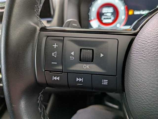 Nissan Qashqai 1.3 DIG-T MHEV N-Connecta XTRON Euro 6 (s/s) 5dr