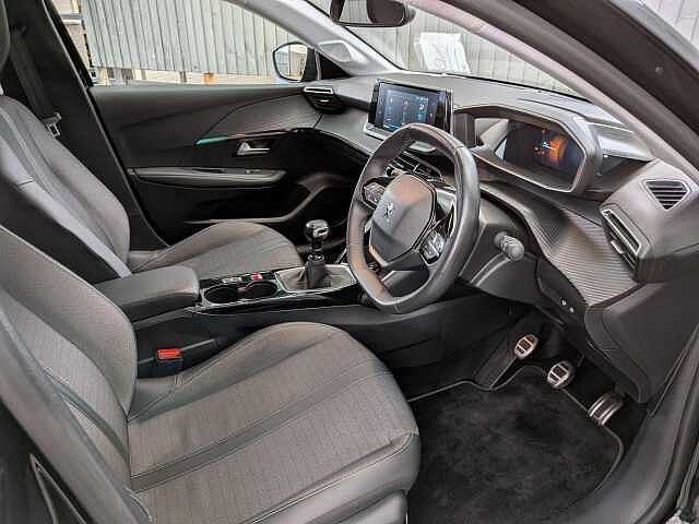 Peugeot 208 1.2 PureTech Allure Premium + Euro 6 (s/s) 5dr