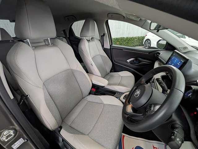 Toyota Yaris 1.5 VVT-h Excel E-CVT Euro 6 (s/s) 5dr