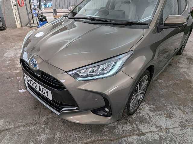 Toyota Yaris 1.5 VVT-h Excel E-CVT Euro 6 (s/s) 5dr