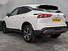 Nissan QASHQAI 1.3 DIG-T MHEV N-Connecta Euro 6 (s/s) 5dr White