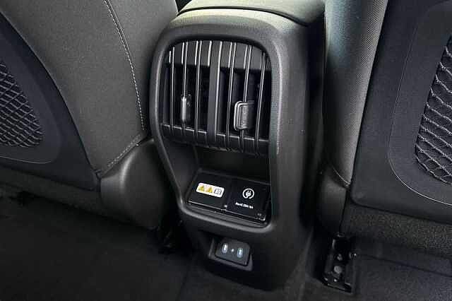 Hyundai KONA 160kW Advance 65kWh 5dr Auto White