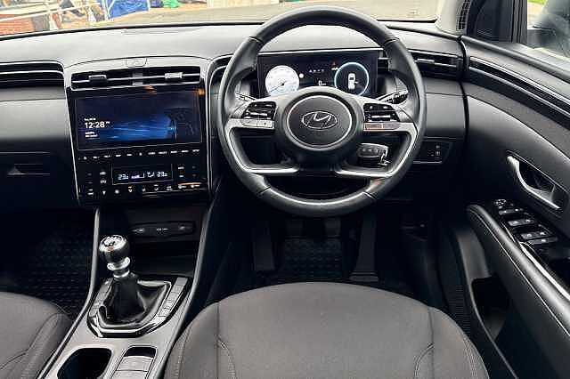 Hyundai TUCSON 1.6 TGDi SE Connect 5dr 2WD White