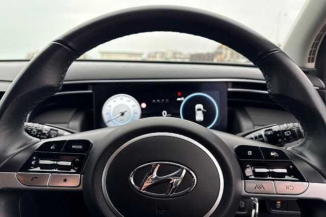 Hyundai TUCSON 1.6 TGDi SE Connect 5dr 2WD White