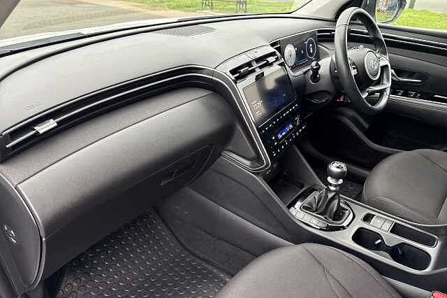 Hyundai TUCSON 1.6 TGDi SE Connect 5dr 2WD White