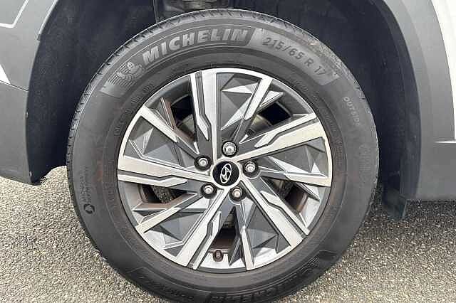 Hyundai TUCSON 1.6 TGDi SE Connect 5dr 2WD White