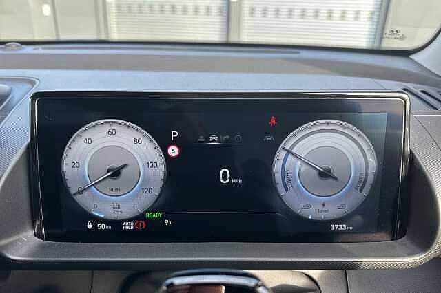 Hyundai INSTER 85kW 02 49kWh 5dr Auto Silver