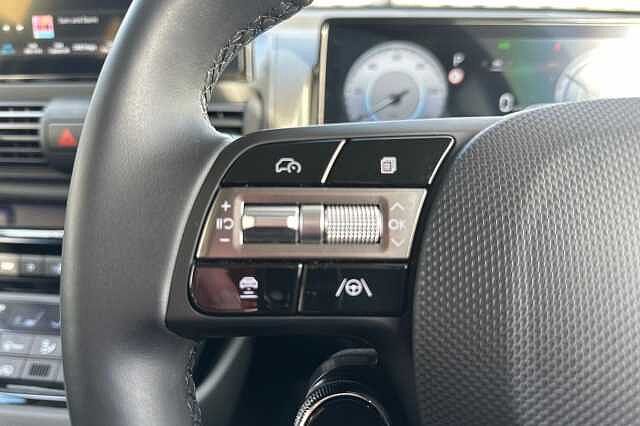 Hyundai INSTER 85kW 02 49kWh 5dr Auto Silver