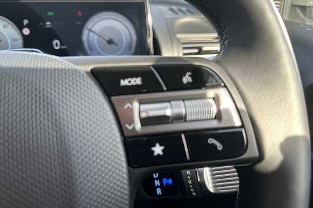 Hyundai INSTER 85kW 02 49kWh 5dr Auto Silver