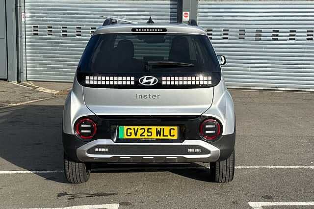 Hyundai INSTER 85kW 02 49kWh 5dr Auto Silver