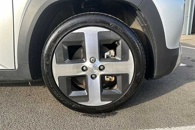 Hyundai INSTER 85kW 02 49kWh 5dr Auto Silver