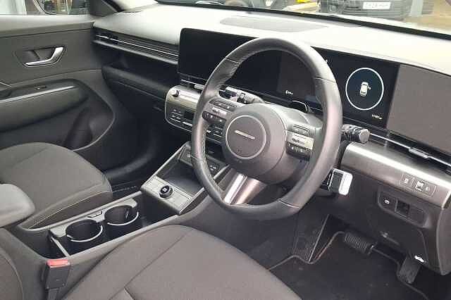 Hyundai KONA 160kW Advance 65kWh 5dr Auto Silver