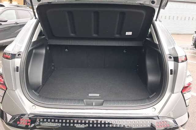 Hyundai KONA 160kW Advance 65kWh 5dr Auto Silver