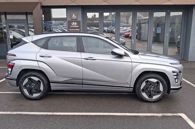 Hyundai KONA 160kW Advance 65kWh 5dr Auto Silver