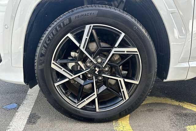 Hyundai TUCSON 1.6T Hybrid N Line S 5dr Auto White