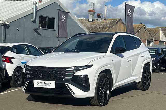 Hyundai TUCSON 1.6T Hybrid N Line S 5dr Auto White