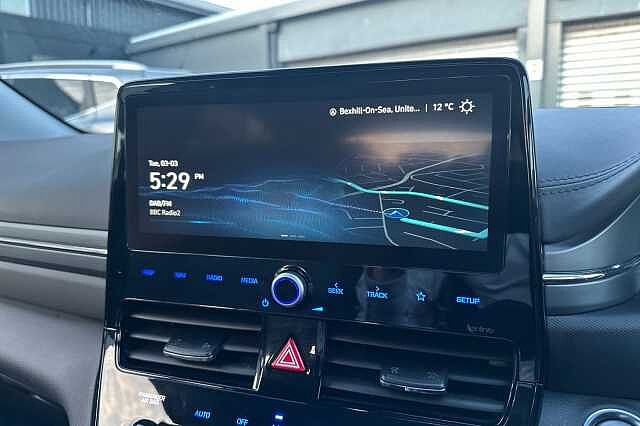 Hyundai IONIQ 1.6 GDi Hybrid Premium 5dr DCT Black