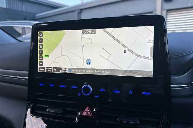 Hyundai IONIQ 1.6 GDi Hybrid Premium 5dr DCT Black