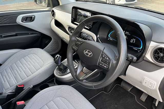 Hyundai i10 1.2 [79] Premium 5dr Auto [Nav]