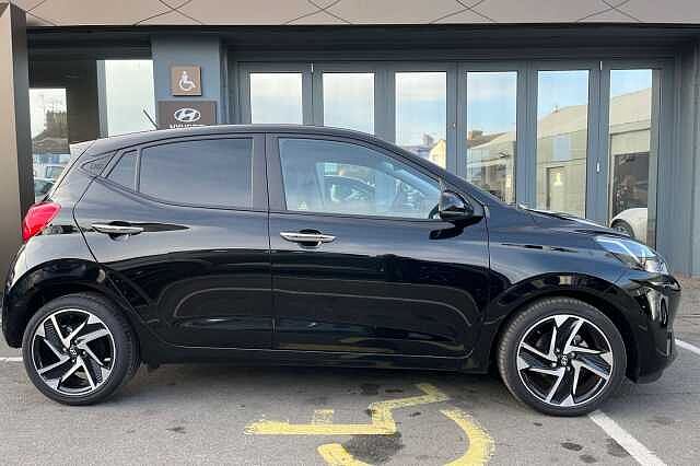 Hyundai i10 1.2 [79] Premium 5dr Auto [Nav]