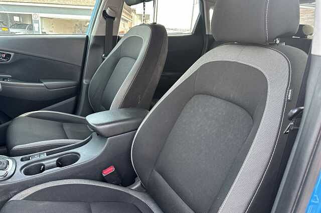 Hyundai KONA 1.6 GDi Hybrid Premium 5dr DCT Blue