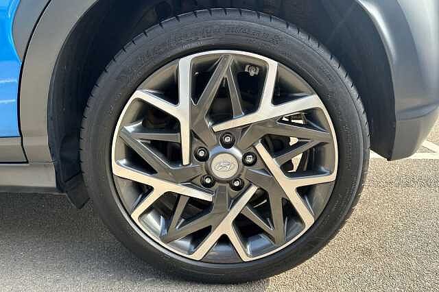 Hyundai KONA 1.6 GDi Hybrid Premium 5dr DCT Blue