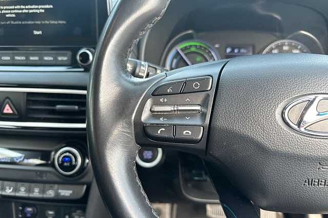 Hyundai KONA 1.6 GDi Hybrid Premium 5dr DCT Blue