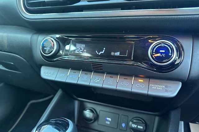 Hyundai KONA 1.6 GDi Hybrid Premium 5dr DCT Blue