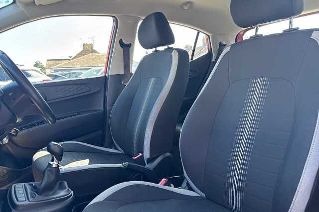 Hyundai i10 1.2 MPi SE Connect 5dr