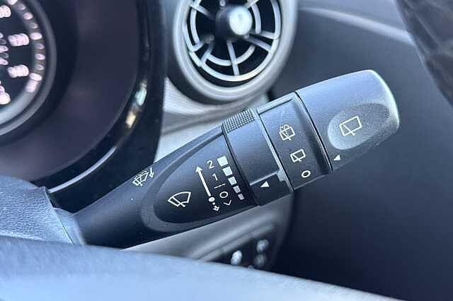 Hyundai i10 1.2 MPi SE Connect 5dr