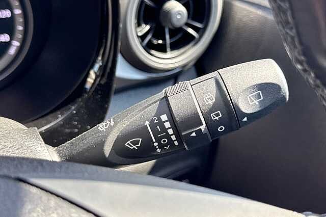 Hyundai i10 1.2 MPi Premium 5dr