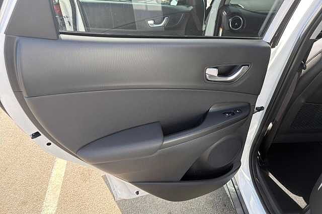 Hyundai KONA 1.6 GDi Hybrid Ultimate 5dr DCT