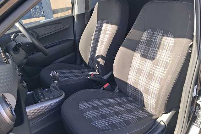 Hyundai i10 1.0 [63] Premium 5dr Auto [Nav]