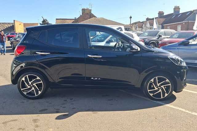 Hyundai i10 1.0 [63] Premium 5dr Auto [Nav]