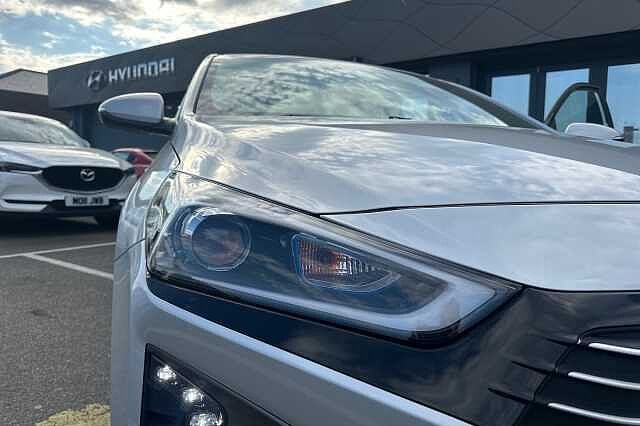 Hyundai IONIQ 1.6 GDi Hybrid Premium SE 5dr DCT