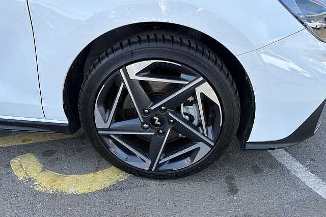 Hyundai I30 1.5T GDi 48v Hybrid N Line 5dr DCT White