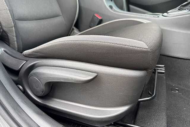Hyundai KONA 1.6 GDi Hybrid Premium 5dr DCT