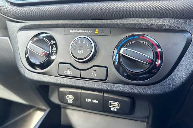 Hyundai i10 1.0 [63] Advance 5dr Auto [Nav]