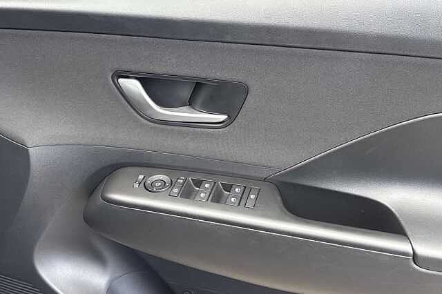 Hyundai KONA 1.0T 100 Advance 5dr
