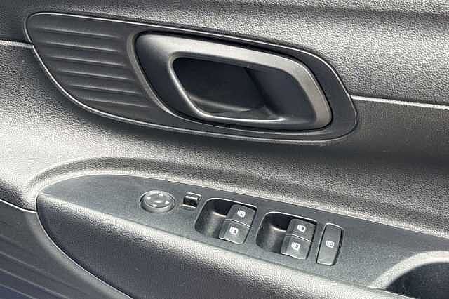 Hyundai i20 1.0T GDi 48V MHD SE Connect 5dr DCT