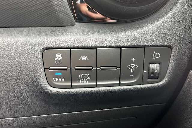 Hyundai KONA 1.6 GDi Hybrid Premium 5dr DCT