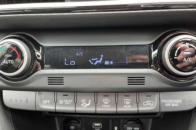 Hyundai KONA 1.6 GDi Hybrid Premium 5dr DCT