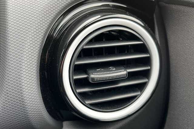Hyundai KONA 1.6 GDi Hybrid Premium 5dr DCT
