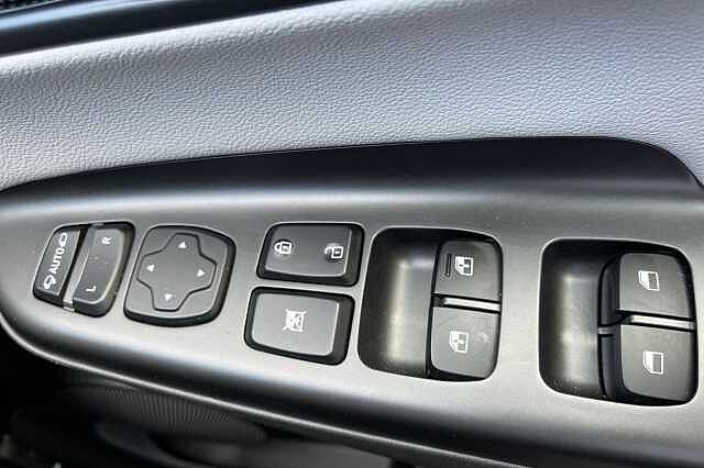 Hyundai KONA 150kW Ultimate 64kWh 5dr Auto